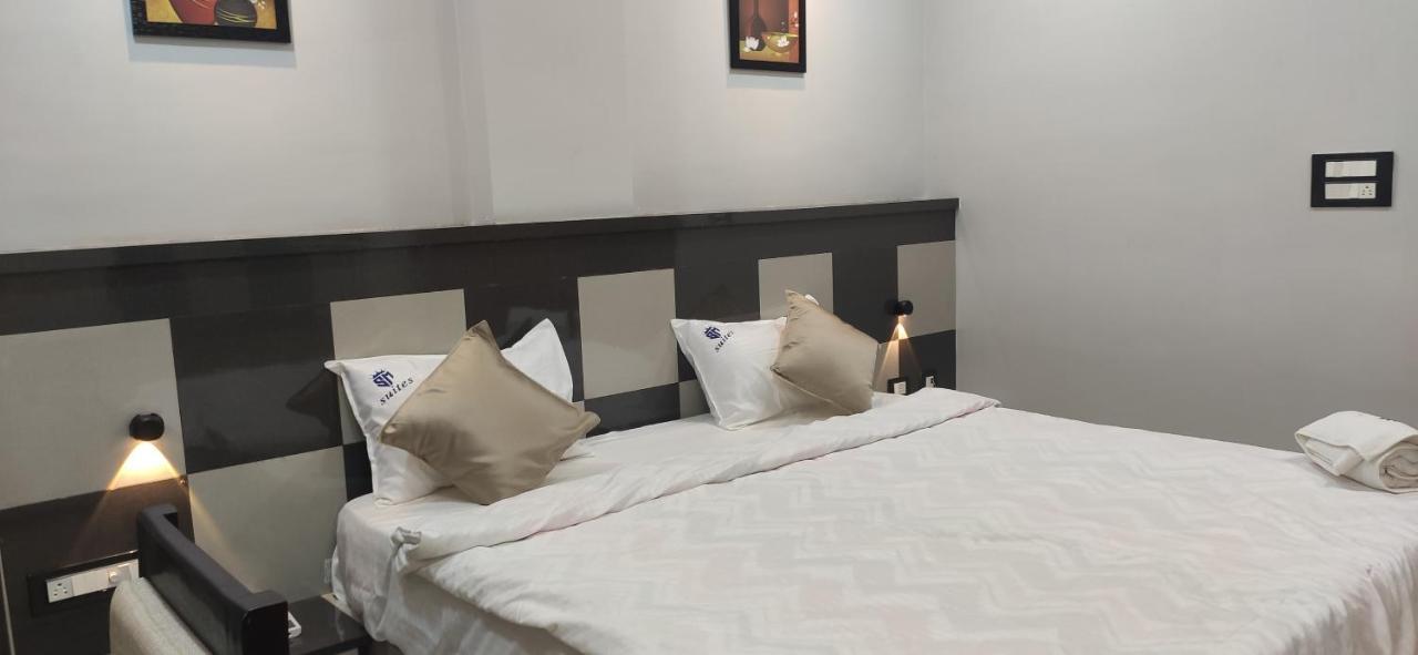 Townhouse 1168 Hotel Sm Paradise Tikkavanipalem Dış mekan fotoğraf